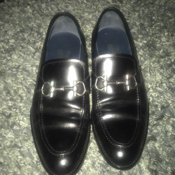 Men’s black Ferragamo shoes - Picture 2 of 5